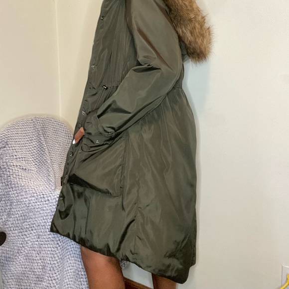 Forest green coat - Picture 2 of 6